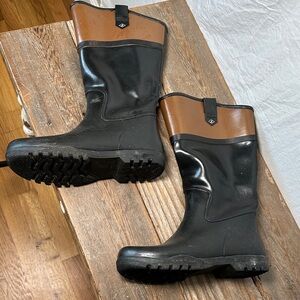 Sperry Black and Brown Rubber Boots